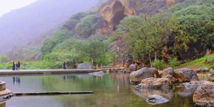 Salalah: Private Full-Day Jebel Safari Tour East